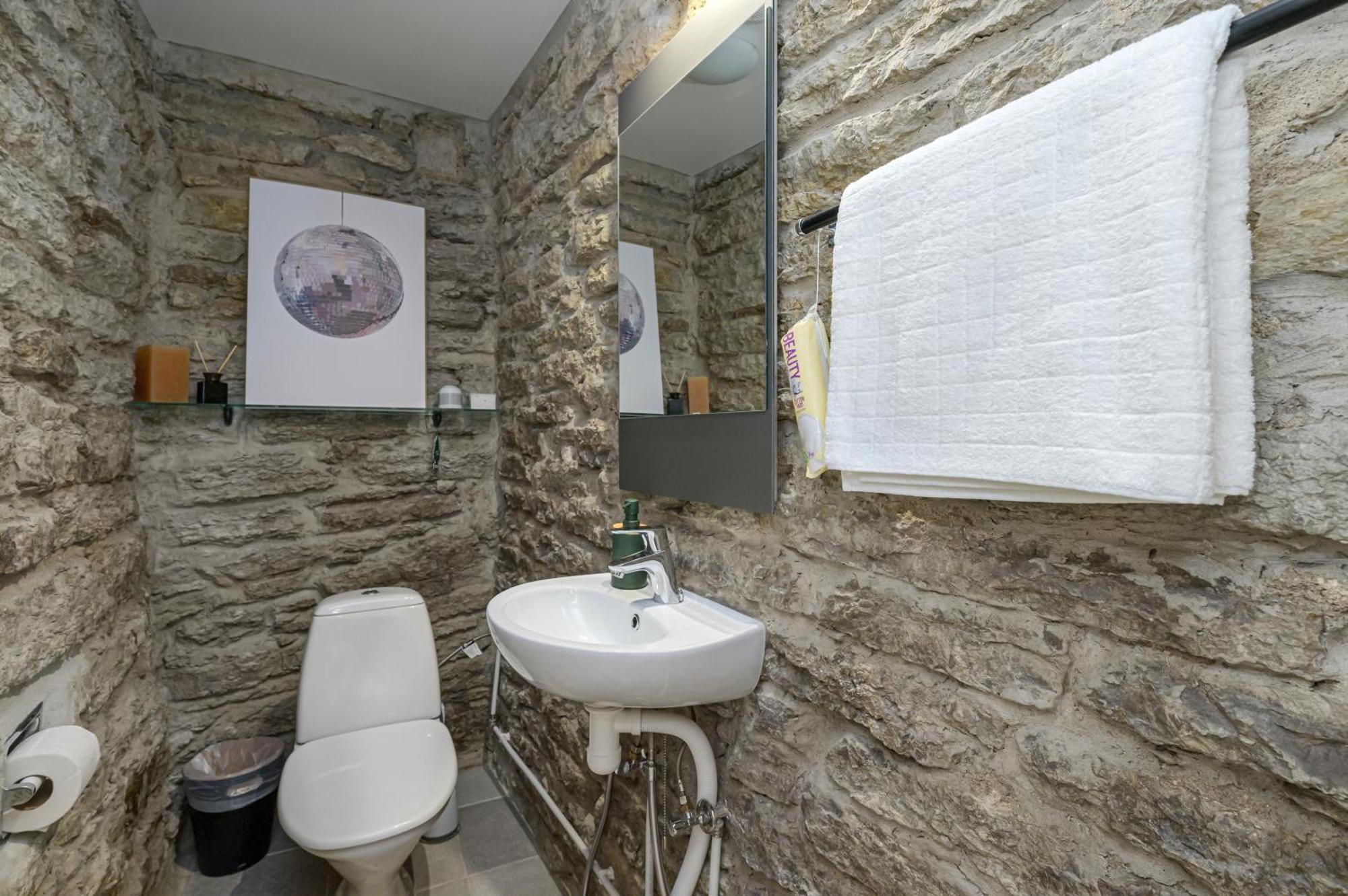 Tallinn Old Town Romantic Apartment Exterior photo