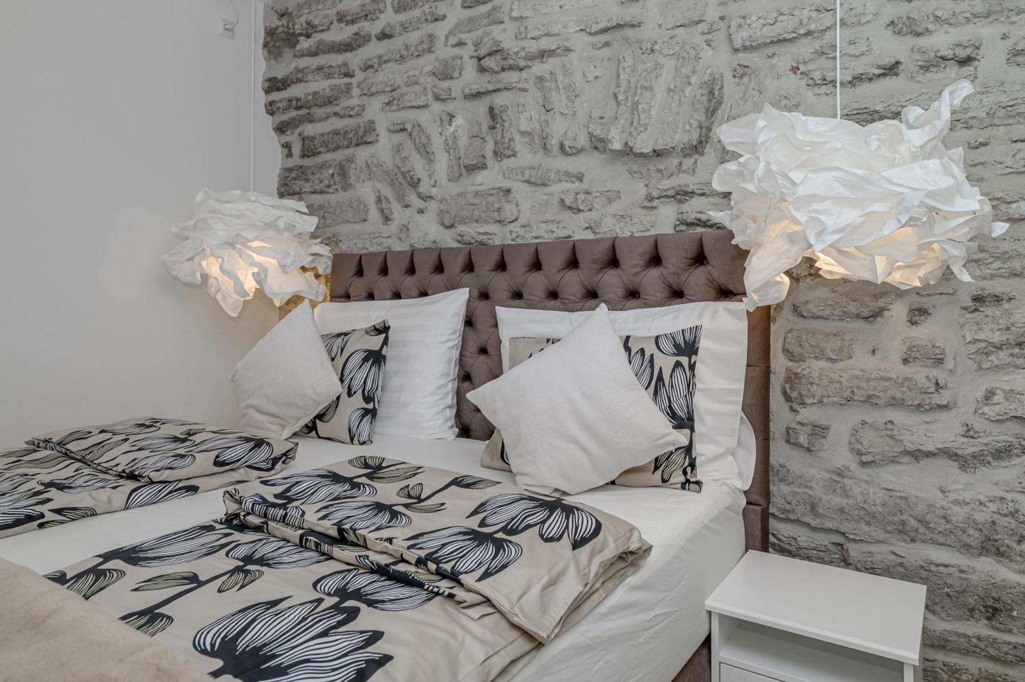 Tallinn Old Town Romantic Apartment Exterior photo